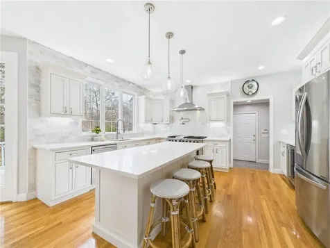 30 Taggart Court East Greenwich RI 02818