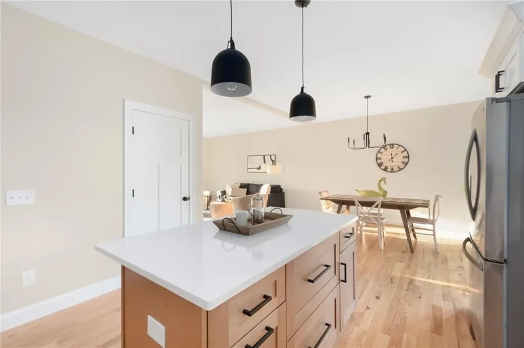 156 Potter Street Cranston RI 02910