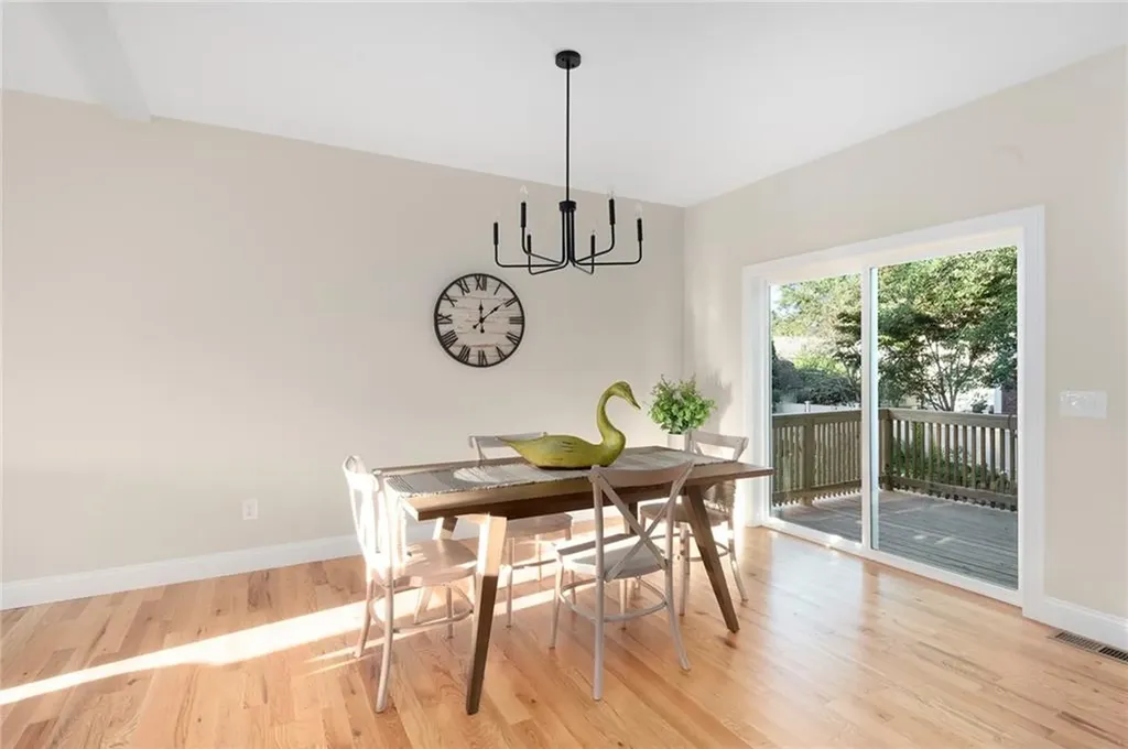 156 Potter Street Cranston RI 02910