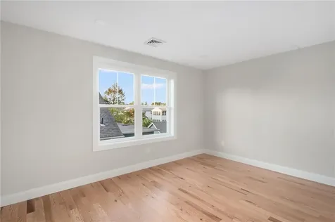 156 Potter Street Cranston RI 02910