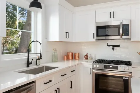 156 Potter Street Cranston RI 02910