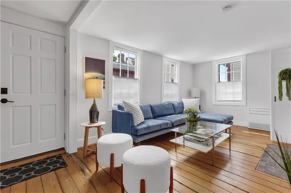 44 William Street Newport RI 02840
