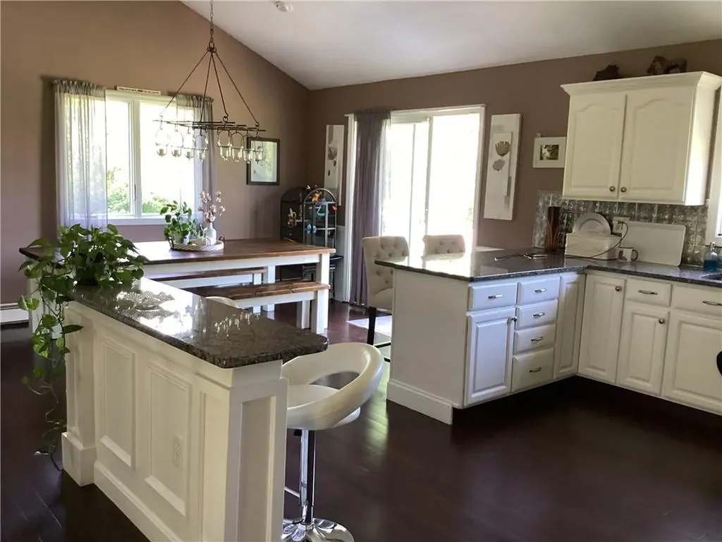 7 1/2 Taylor Road Johnston RI 02919