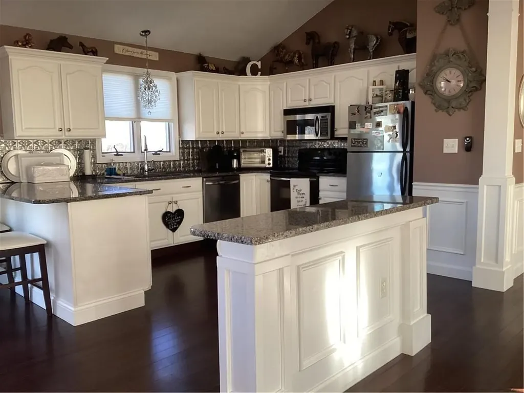 7 1/2 Taylor Road Johnston RI 02919