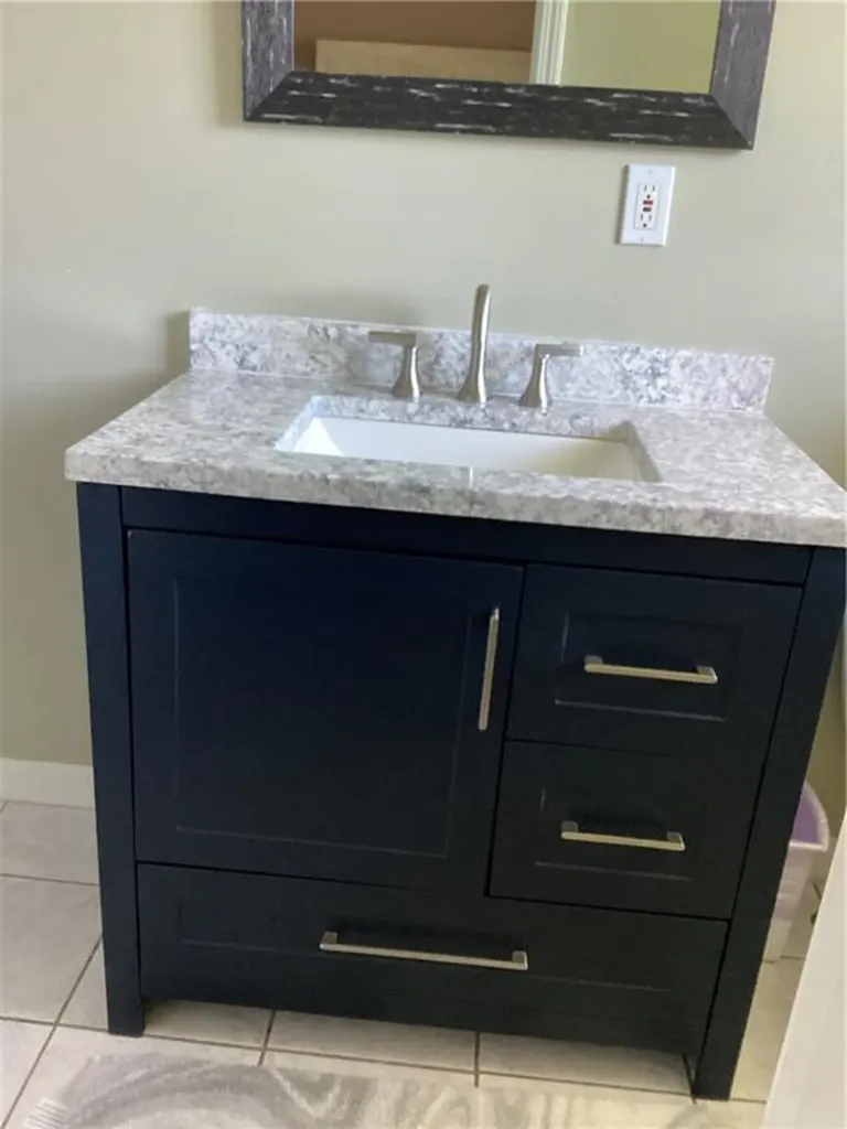 7 1/2 Taylor Road Johnston RI 02919