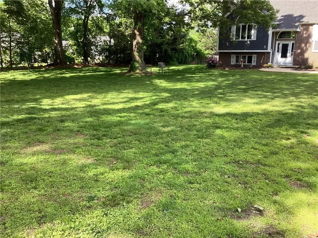7 1/2 Taylor Road Johnston RI 02919
