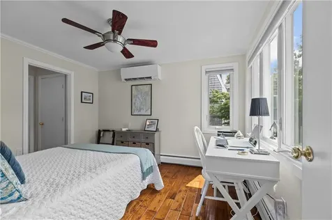 59 Berkley Avenue Portsmouth RI 02871