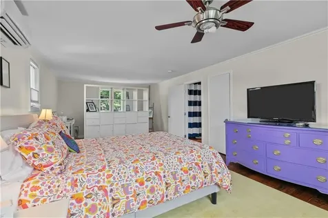 59 Berkley Avenue Portsmouth RI 02871