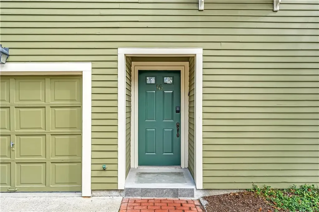 22 Miles Avenue Providence RI 02906