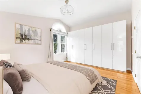 22 Miles Avenue Providence RI 02906