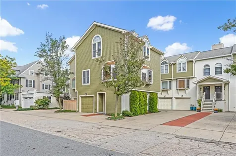 22 Miles Avenue Providence RI 02906