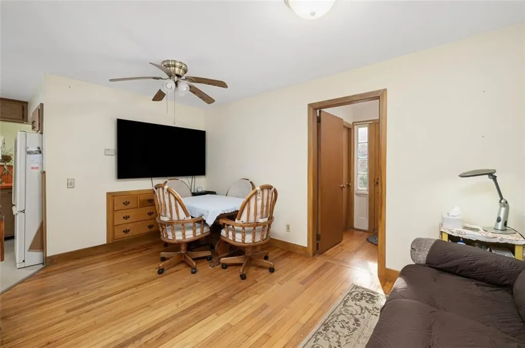 11 Briggs Road Foster RI 02825