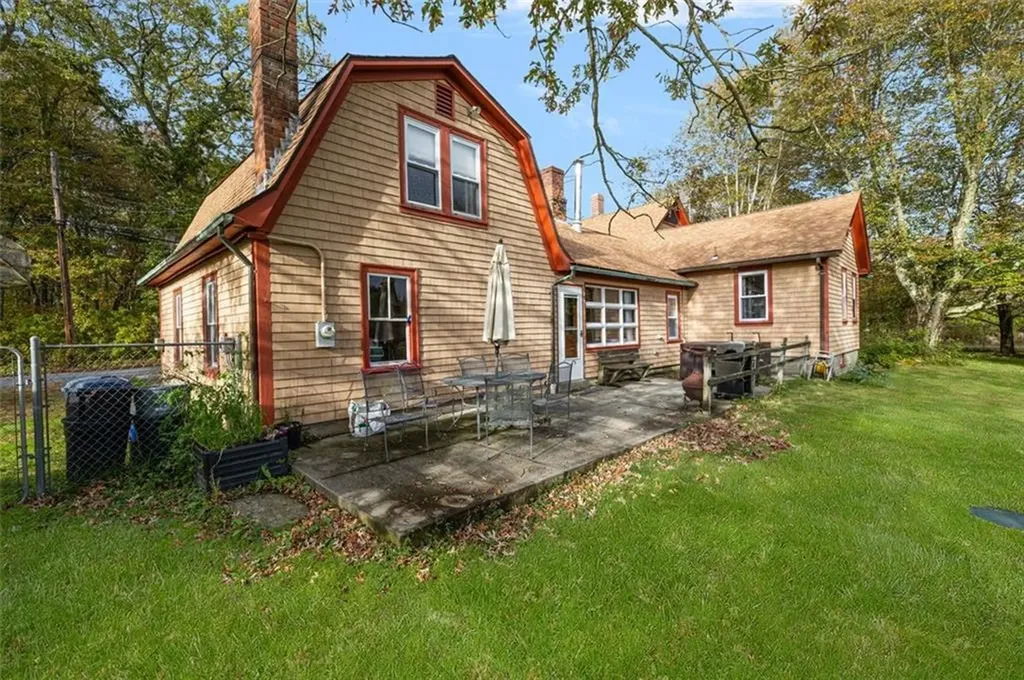 11 Briggs Road Foster RI 02825