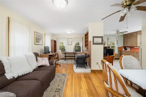 11 Briggs Road Foster RI 02825