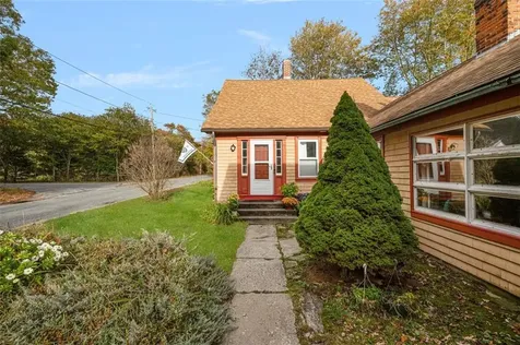 11 Briggs Road Foster RI 02825