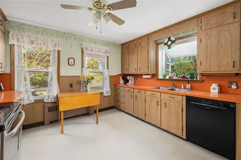 11 Briggs Road Foster RI 02825