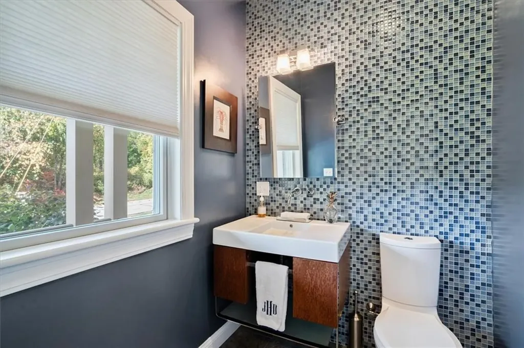 390 Iron Mine Hill Road North Smithfield RI 02896