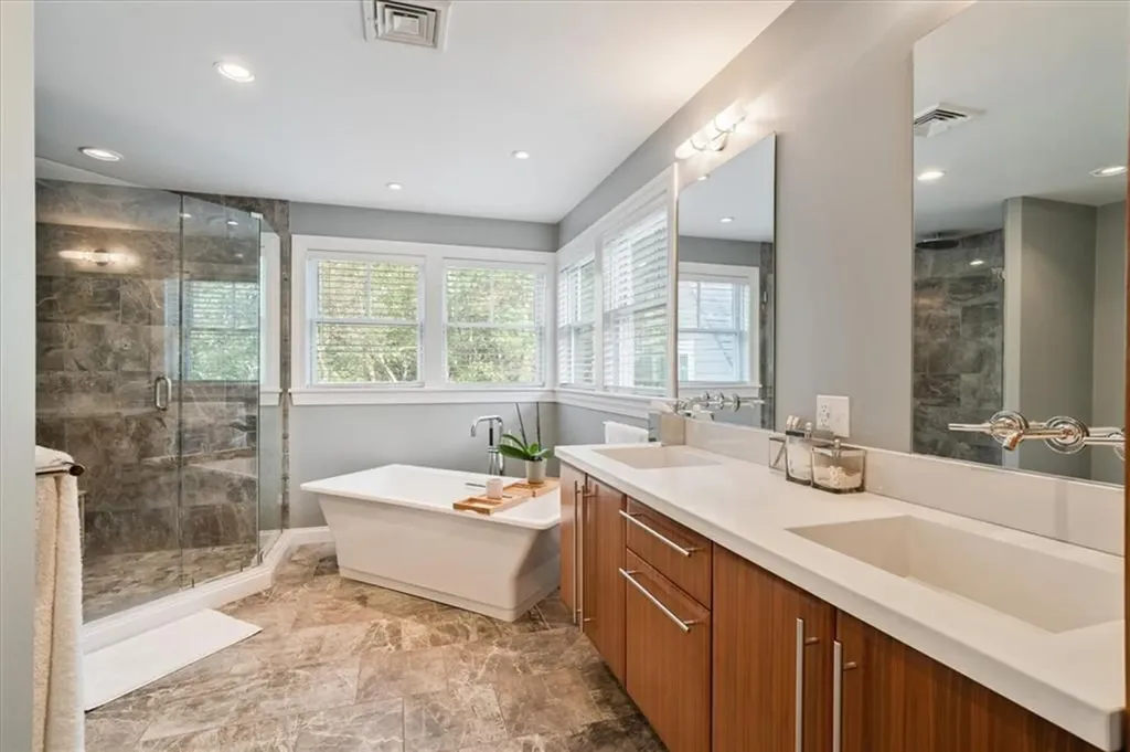 390 Iron Mine Hill Road North Smithfield RI 02896