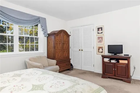 119 Corey Lane Middletown RI 02842