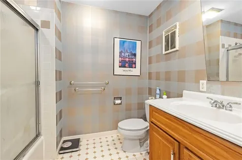 119 Corey Lane Middletown RI 02842