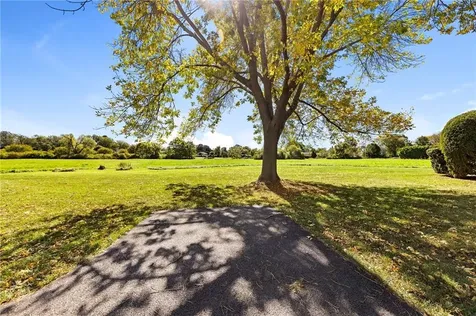 119 Corey Lane Middletown RI 02842