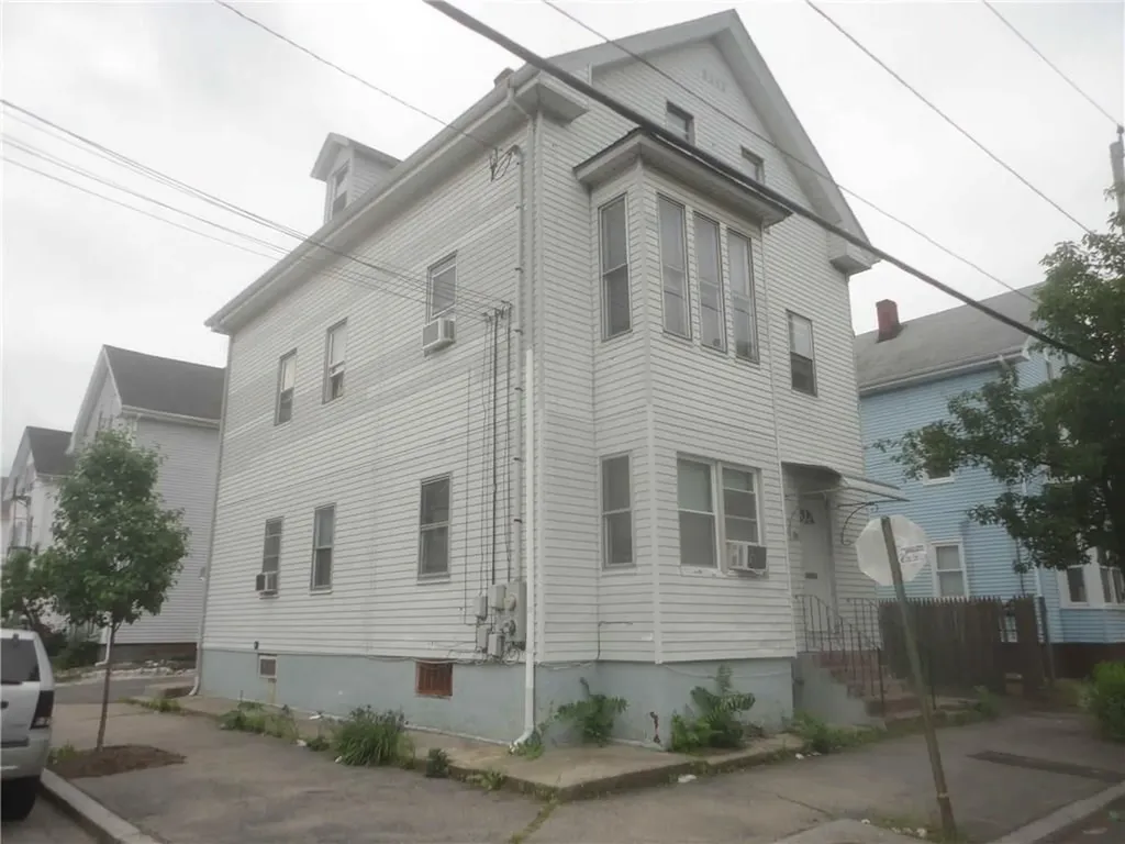 50 Regent Avenue Providence RI 02908