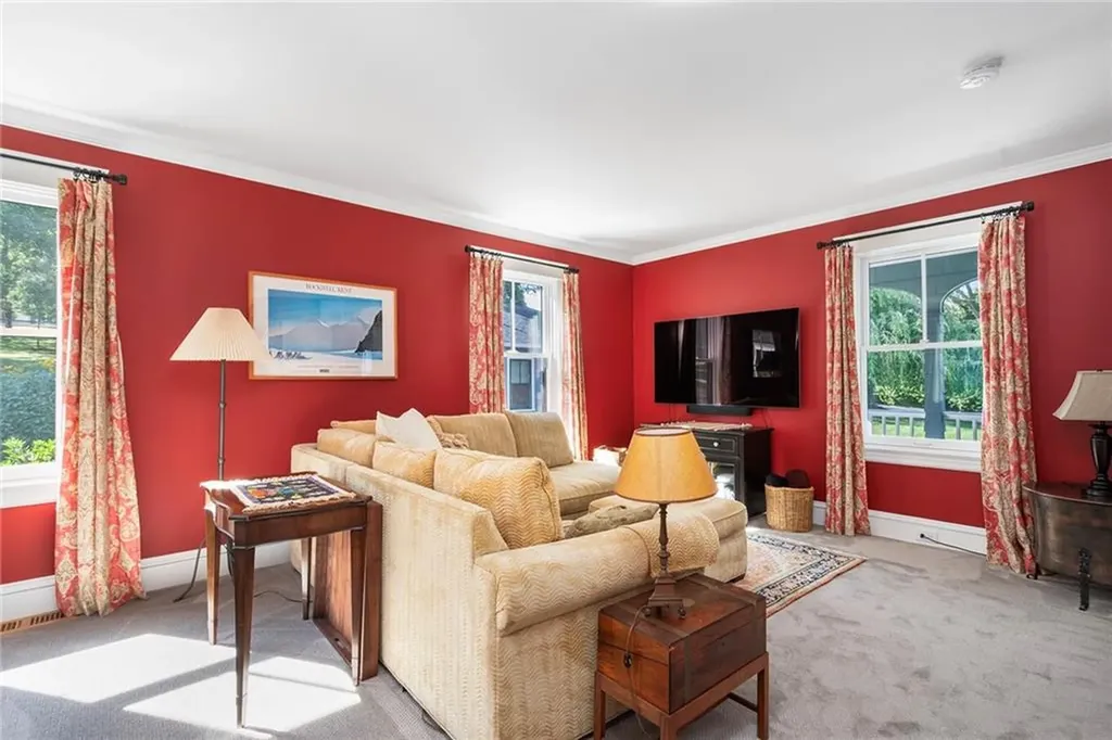 140 Aldrich Avenue Warwick RI 02889