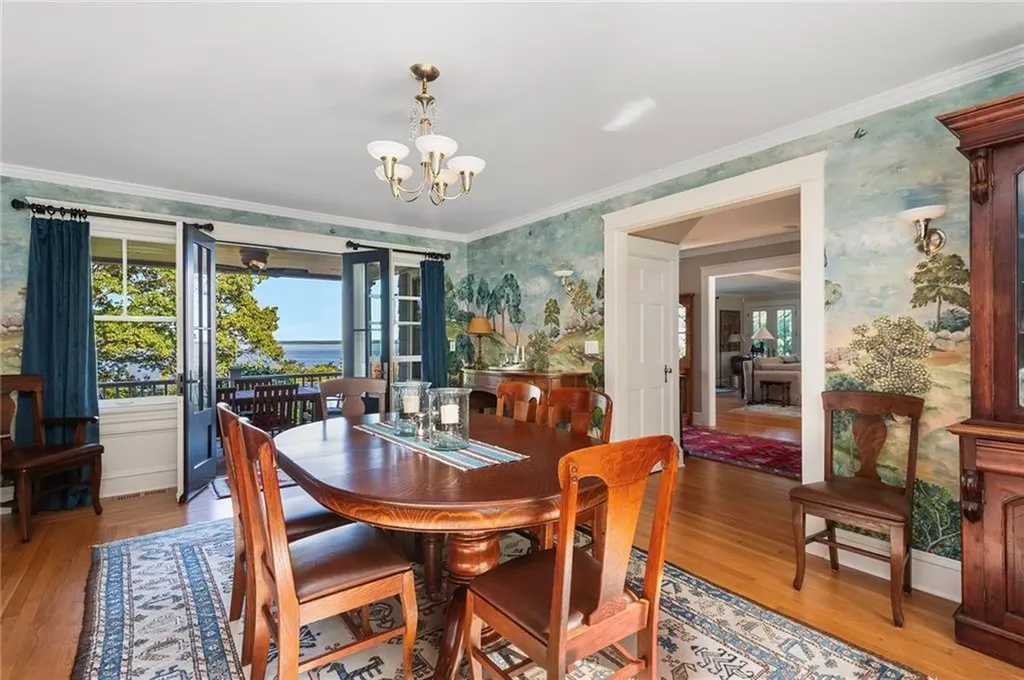 140 Aldrich Avenue Warwick RI 02889