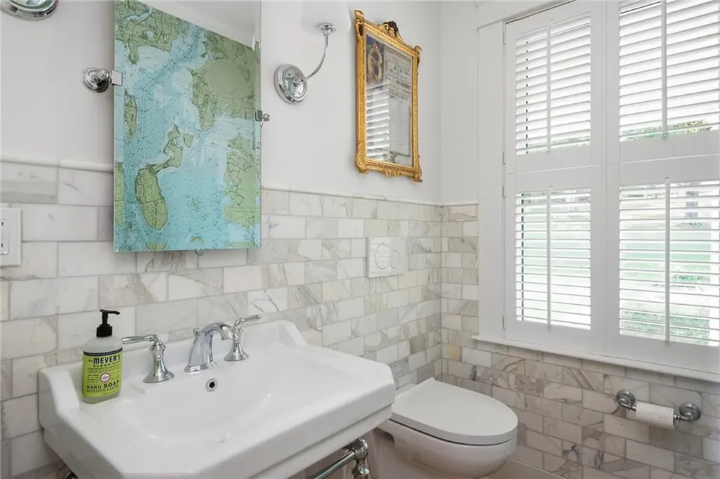 140 Aldrich Avenue Warwick RI 02889