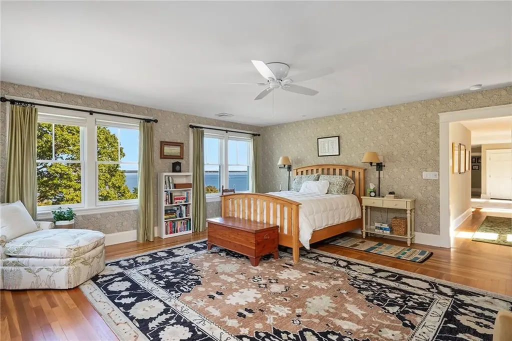 140 Aldrich Avenue Warwick RI 02889