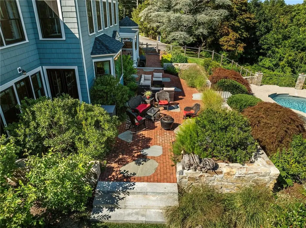 140 Aldrich Avenue Warwick RI 02889