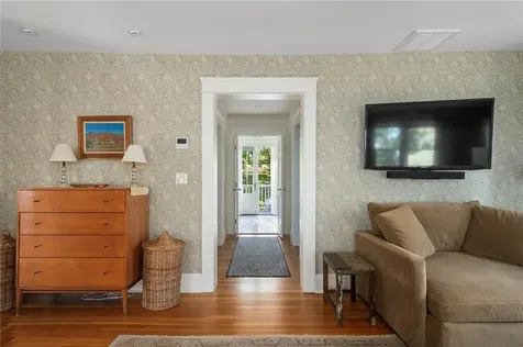 140 Aldrich Avenue Warwick RI 02889
