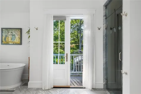 140 Aldrich Avenue Warwick RI 02889