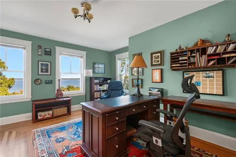140 Aldrich Avenue Warwick RI 02889
