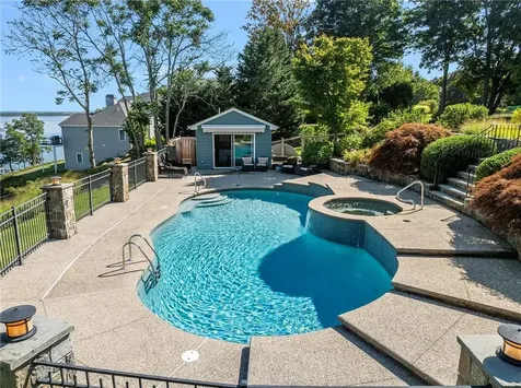 140 Aldrich Avenue Warwick RI 02889