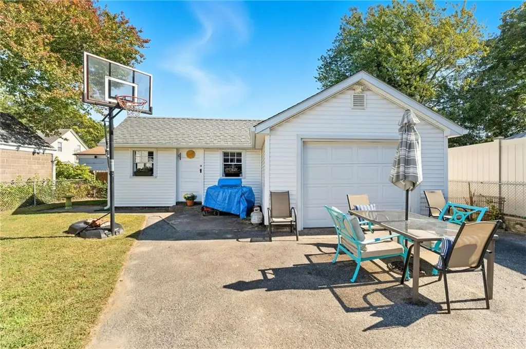 75 Elder Street Pawtucket RI 02860