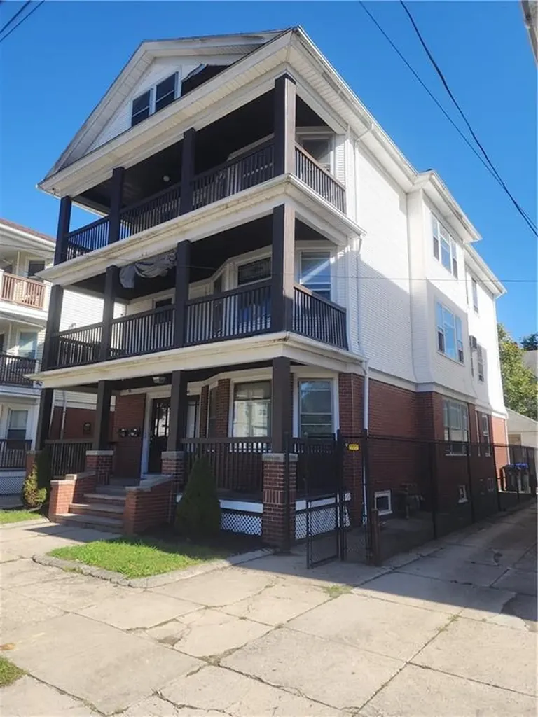49 51 Pembroke Avenue Providence RI 02908