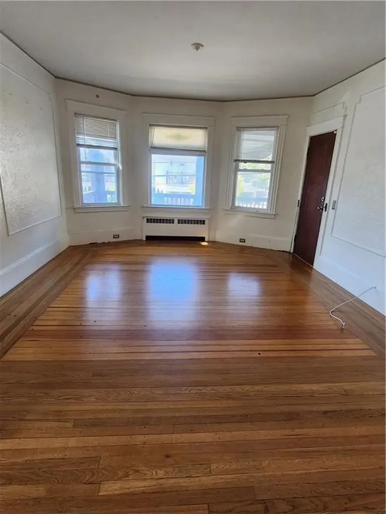 49 51 Pembroke Avenue Providence RI 02908