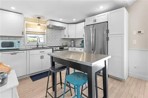 4 Tony Street Tiverton RI 02878