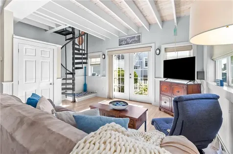 4 Tony Street Tiverton RI 02878