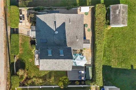 4 Tony Street Tiverton RI 02878