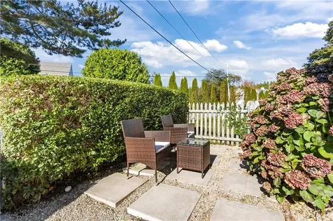 4 Tony Street Tiverton RI 02878