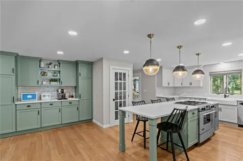 1121 Tillinghast Road East Greenwich RI 02818