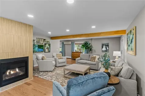 1121 Tillinghast Road East Greenwich RI 02818