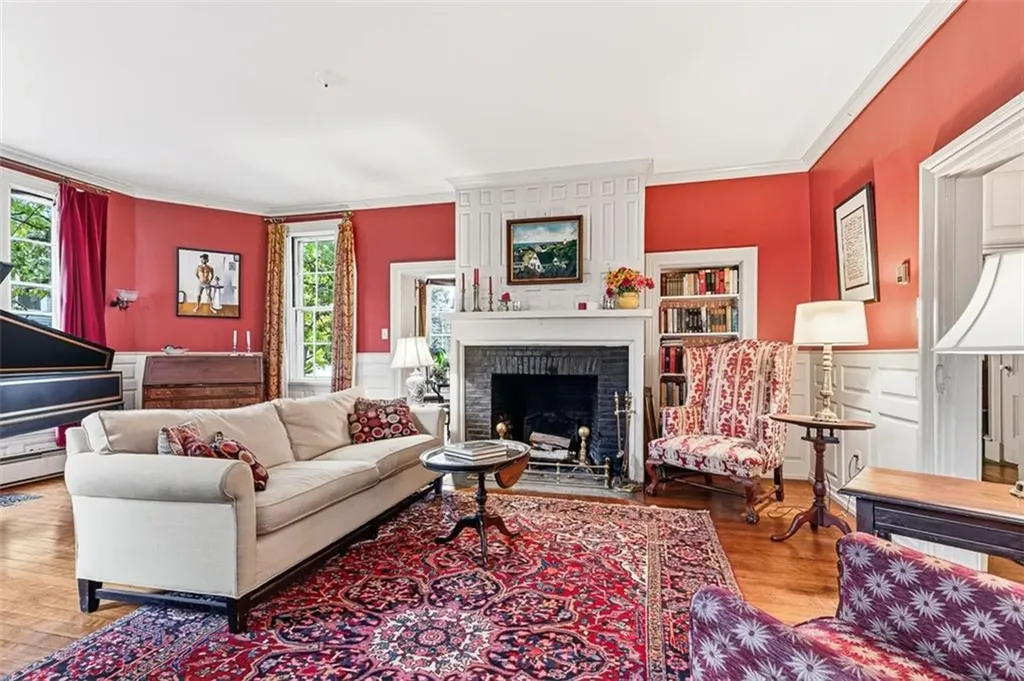 207 Williams Street Providence RI 02906