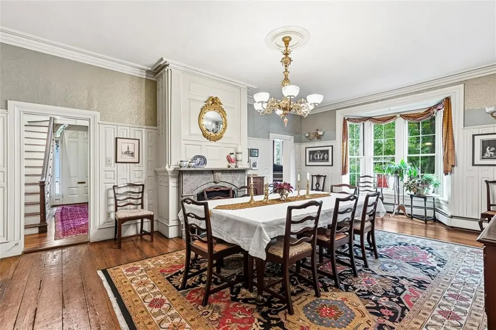 207 Williams Street Providence RI 02906