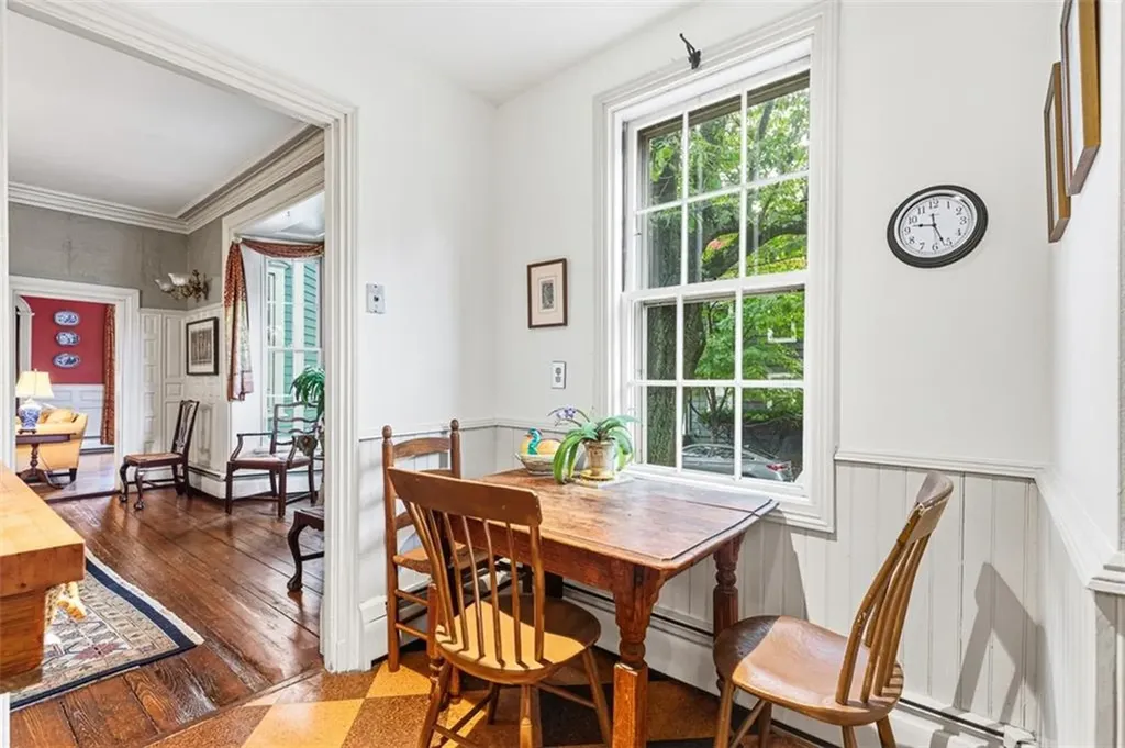 207 Williams Street Providence RI 02906