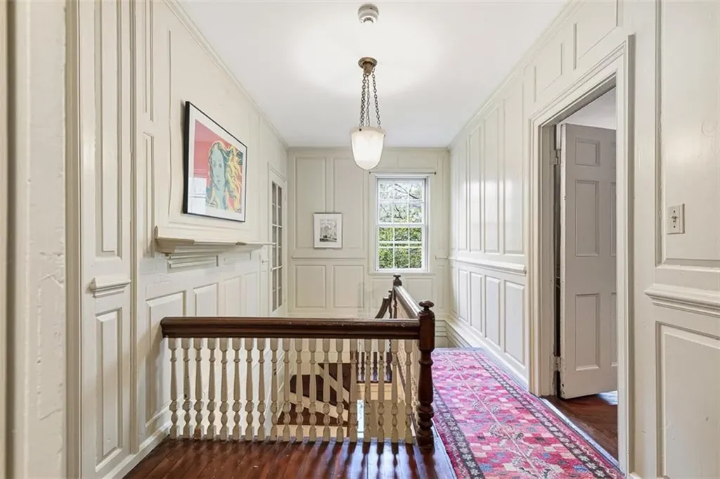 207 Williams Street Providence RI 02906