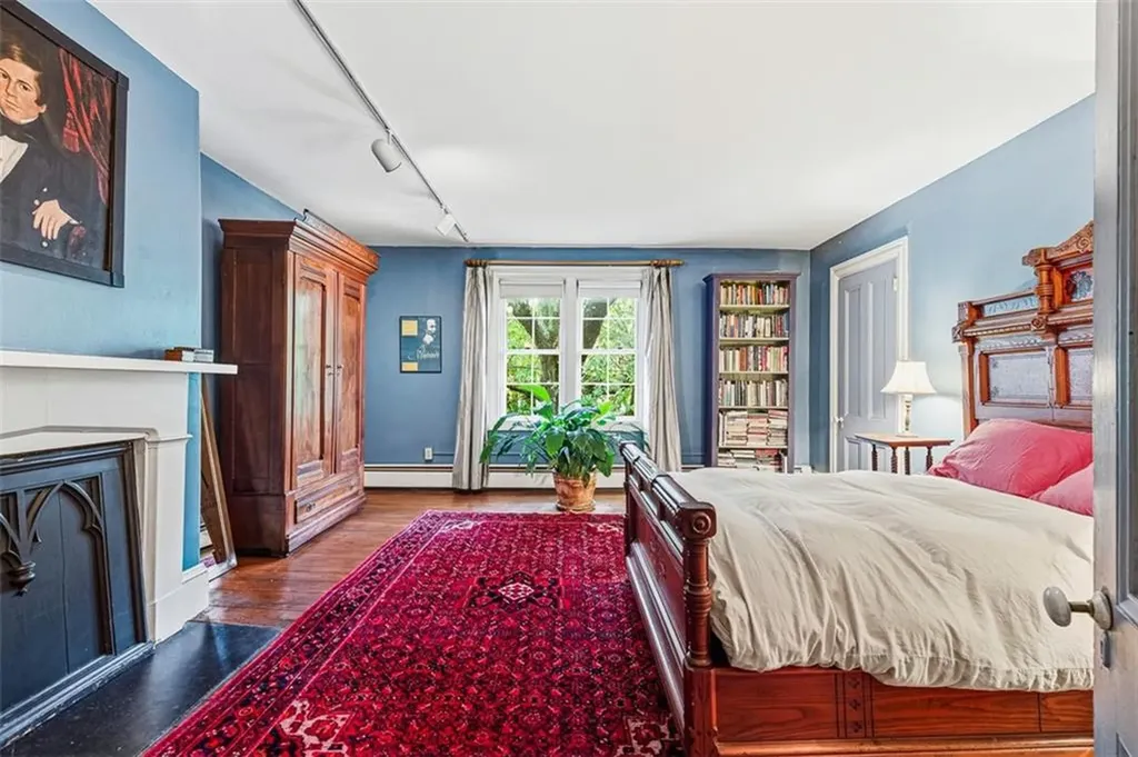 207 Williams Street Providence RI 02906