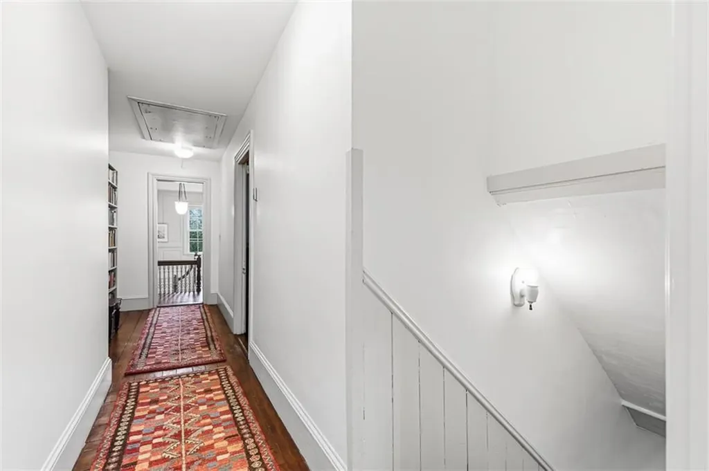 207 Williams Street Providence RI 02906